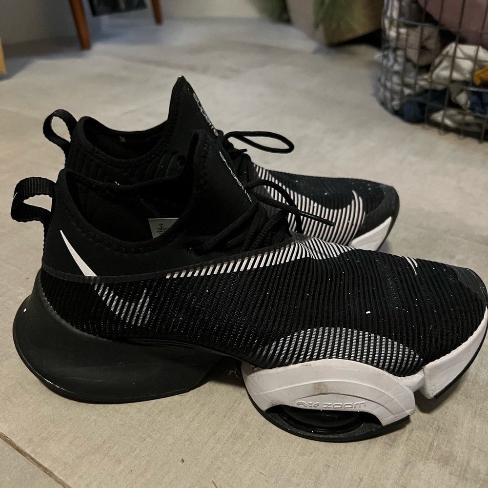 Air Zoom SuperRep 2 Sneaker in White, Black, & Dk Smoke Grey